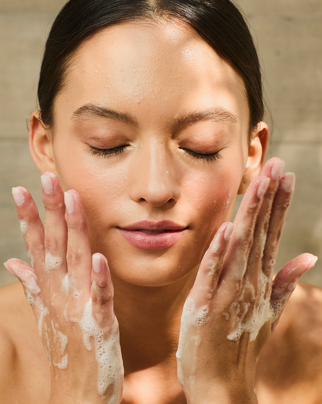 Glow Cleanser - Ácido Glicólico y Salicílico