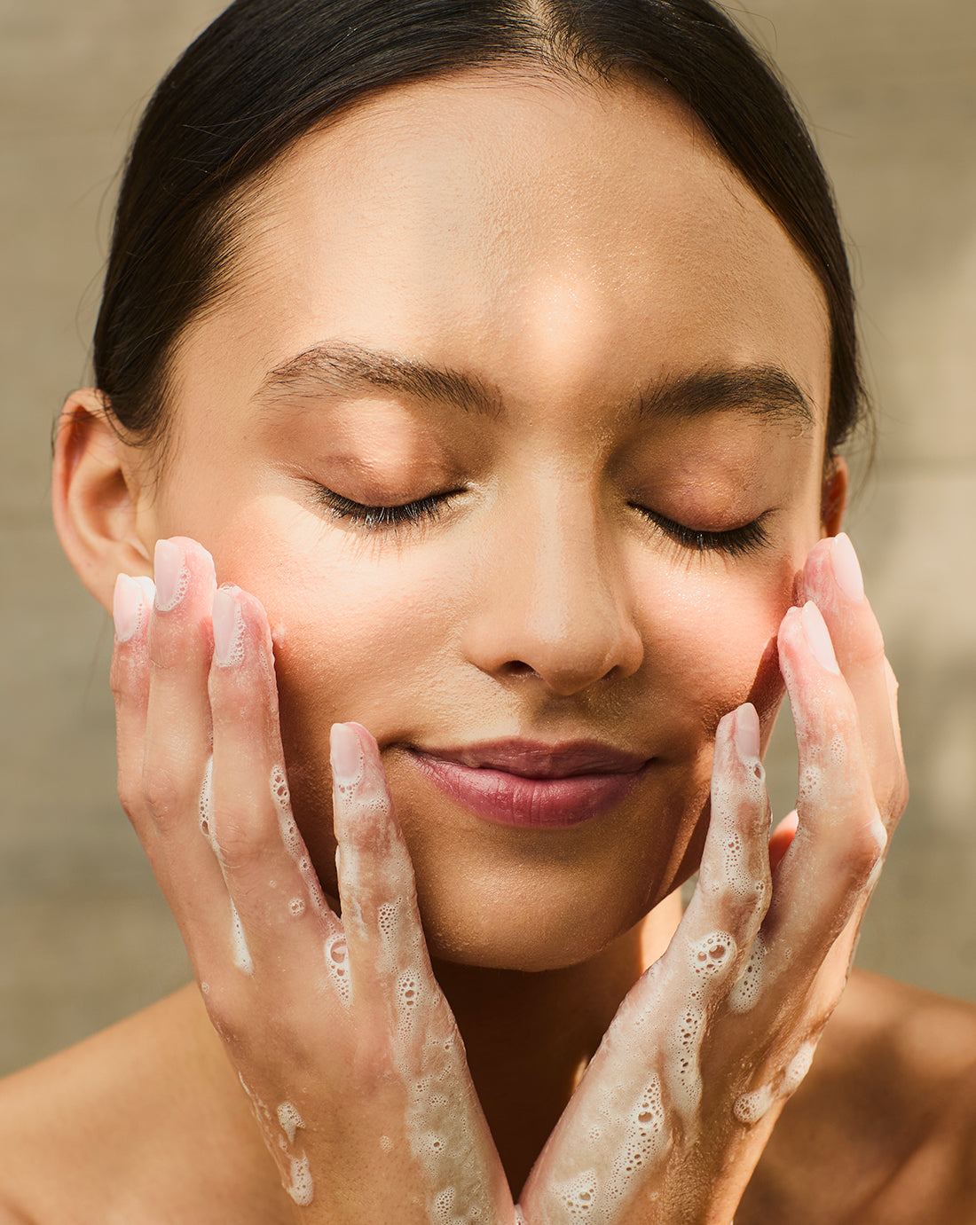 Glow Cleanser - Ácido Glicólico y Salicílico