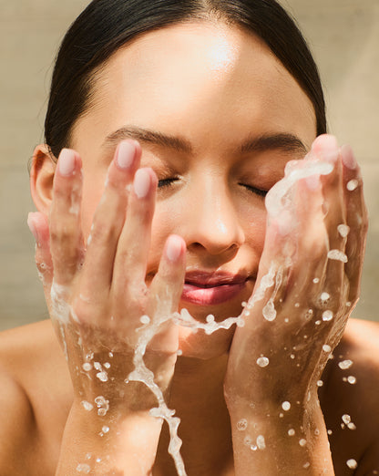 Glow Cleanser - Ácido Glicólico y Salicílico