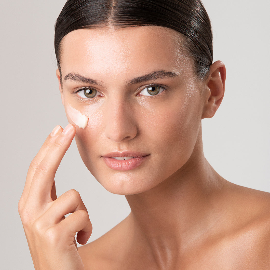 Crema antimanchas marca Tessa