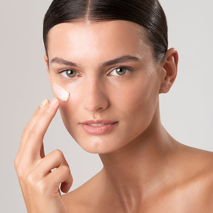 Crema antimanchas marca Tessa