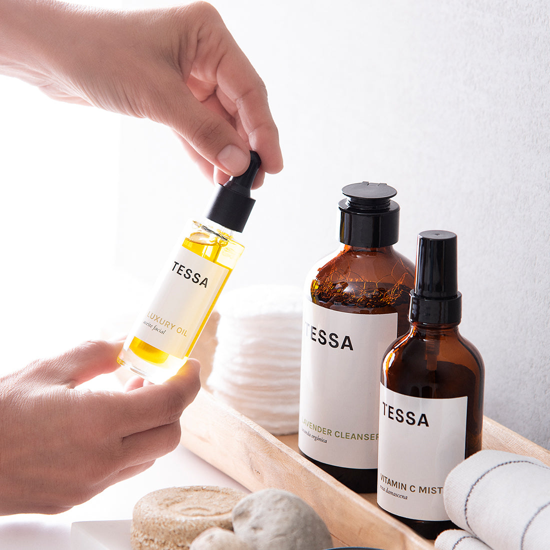Aceite facial Luxury Oil marca TESSA